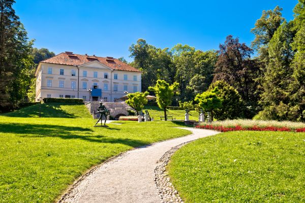 Park Landscape Maintenance in Englewood