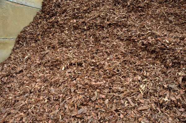 Organic Mulch Delivery in Englewood